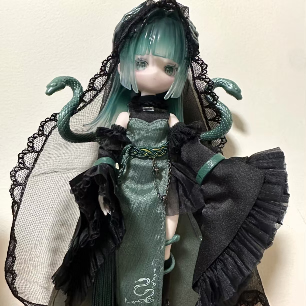 Luluelf Story Limited Hang Car - огляд і ціна Dolls