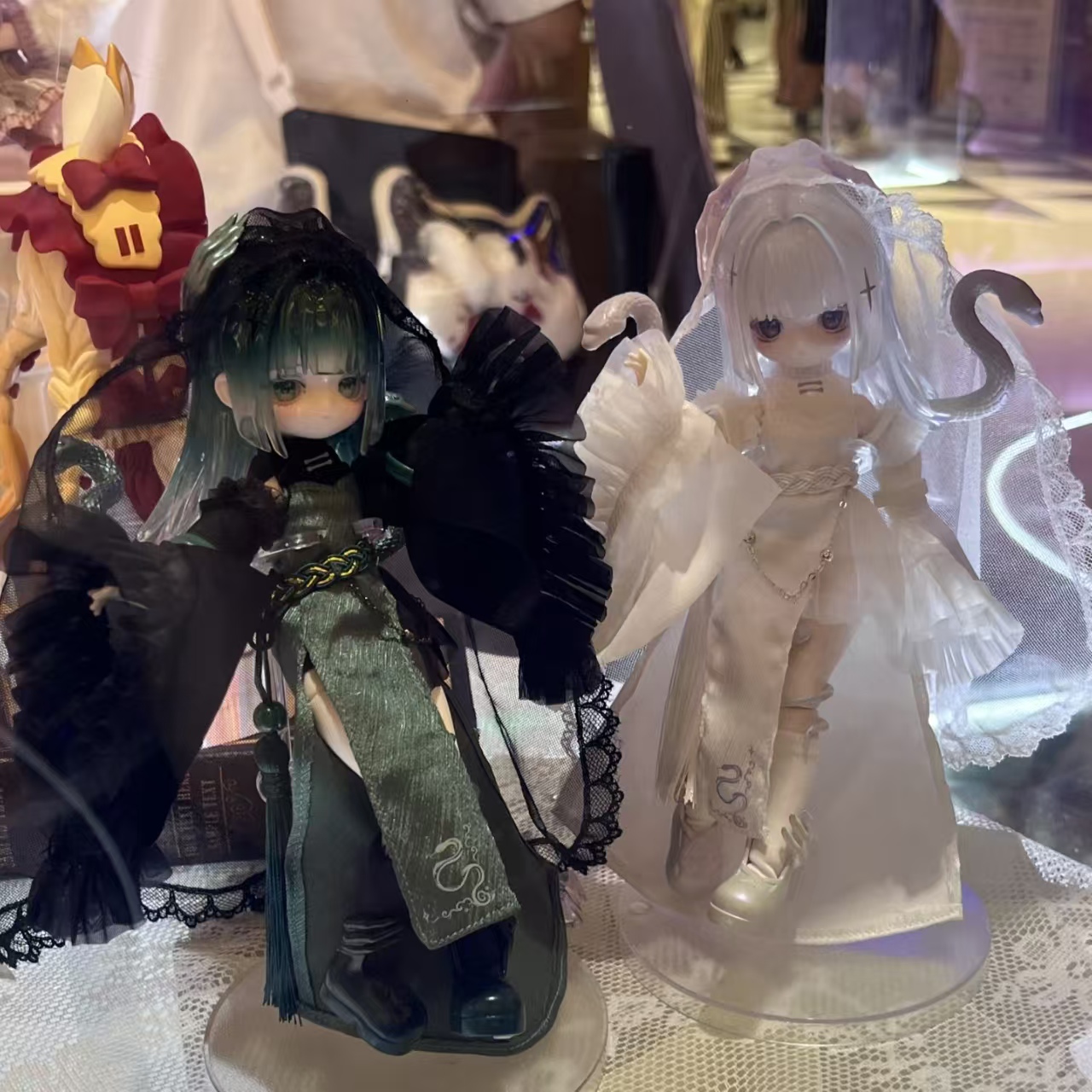 Luluelf Story Limited Hang Car - огляд і ціна Dolls